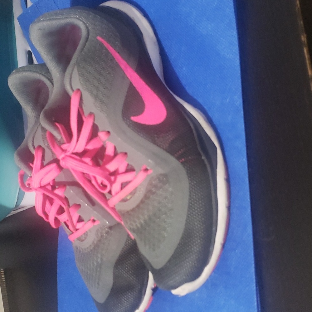 Nike shoes